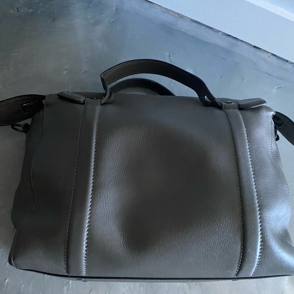 Rag and bone bag. - Picture 6 of 7